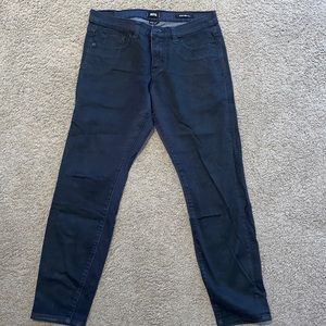 BDG mid rise ankle black pant